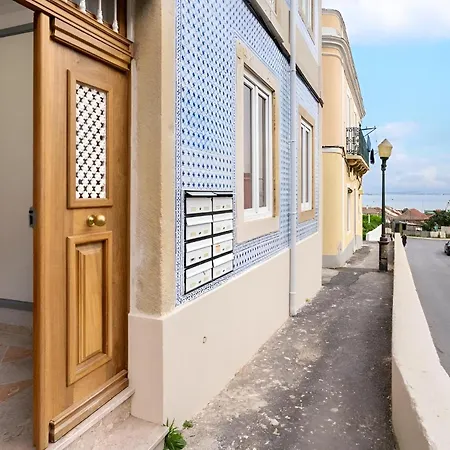 Beato Premium River View Apartment Lisbon