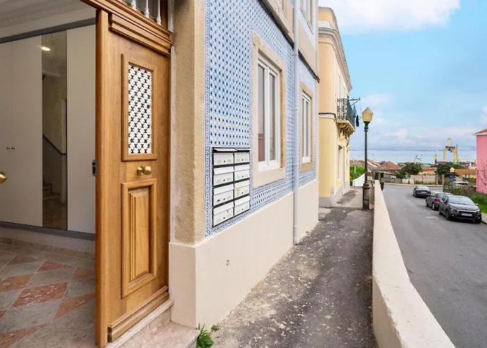 Beato Premium River View ליסבון