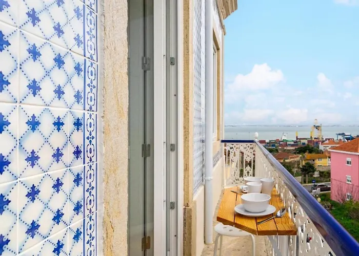 Beato Premium River View דירה *